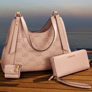 Michael Kors X Tsawwassen – Holiday .